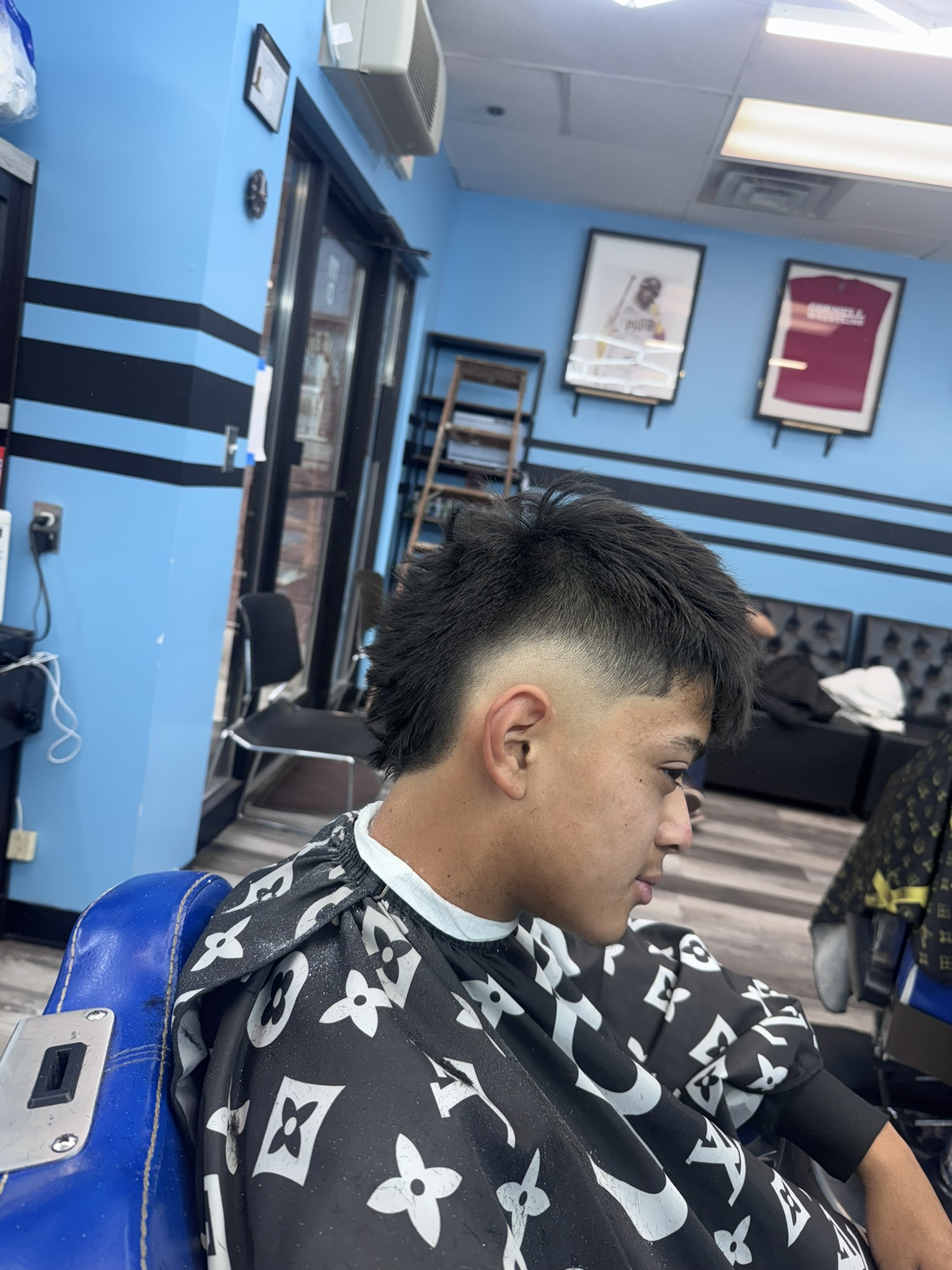 Textured mullet fade